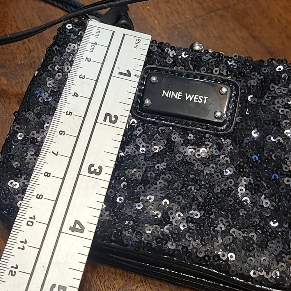 Sequin Crossbody Bag - Picture 12 of 12